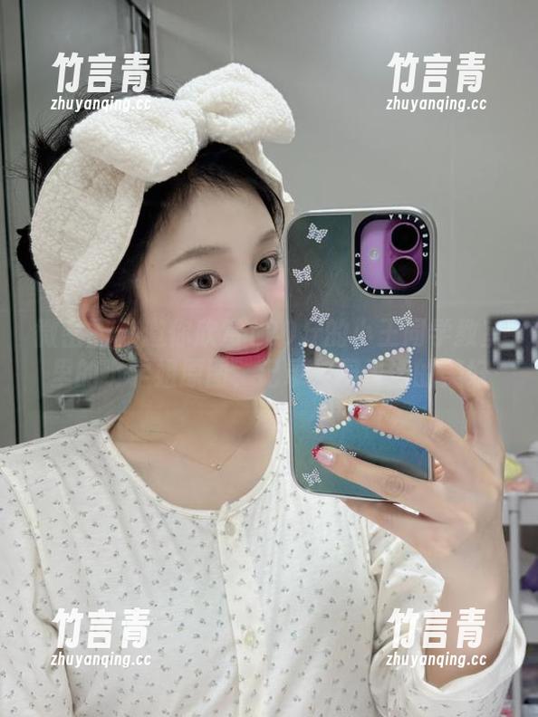 微密圈 - 邀你欣赏120斤的小王同学教室里的小学姐原图，记录校园生活的美好