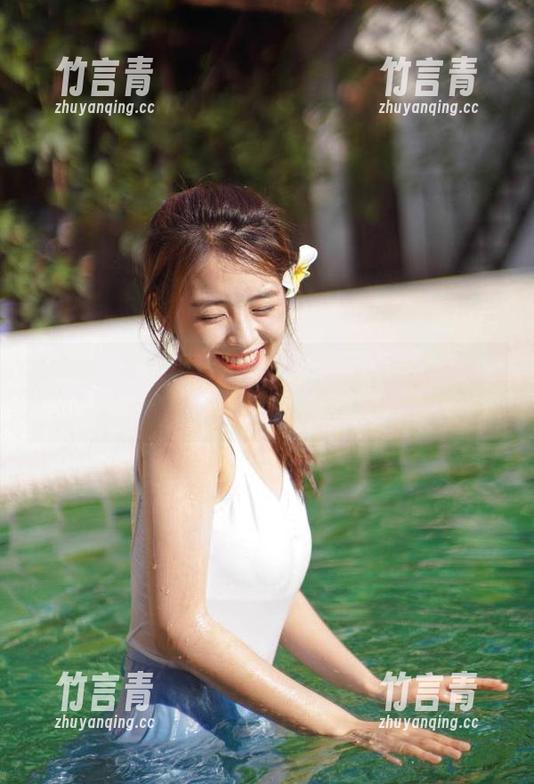72斯带你发现青草地里的精彩写真作品与资源
