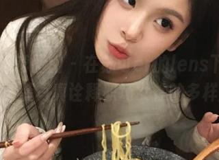 Feilin嗲囡囡 – 在苏可er的lens下，定制职业装写真诠释职场女性的多样风采
