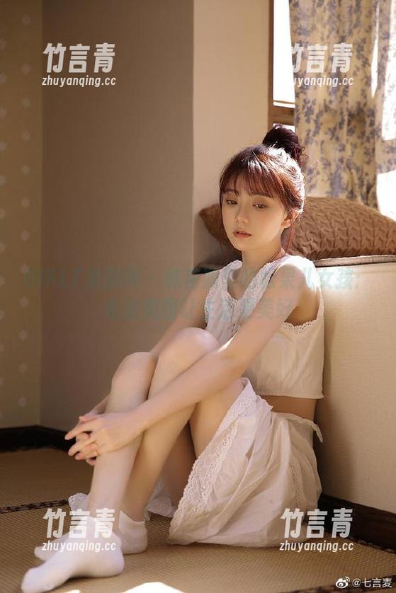GIRLT果团网 - 桃花源里的松果儿女孩：私拍美图让生活更美好
