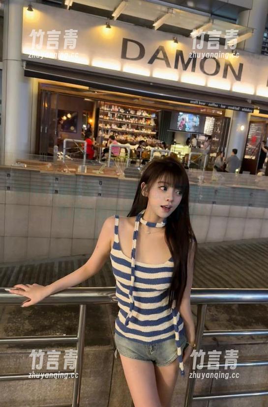 GIRLT果团网 - 一起来感受可爱魅力！陈雅漫私拍图包等你来下载！