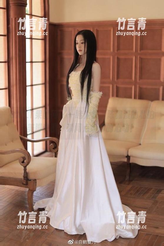 GIRLT果团网-陈雅漫 GIRLT果团网 - 一睹为快,陈雅漫的私拍美脚套图,瞬间点燃你的心动!
