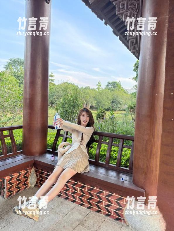 HuaYang花漾 - 探索朱可儿Flower的夏日风情，全套精美图片带你体验夏季的魅力