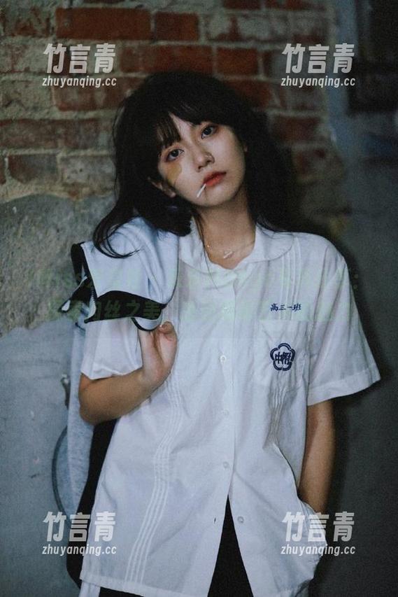 IMiss爱蜜社 - 乐乐Mango写真分享：探索肉丝之美，感受摄影艺术的魅力