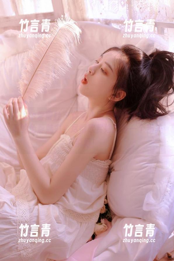 IMiss爱蜜社 - 体验小丽莎萌萌哒御姐图集的免费魅力，尽情欣赏她的每一个精美瞬间！