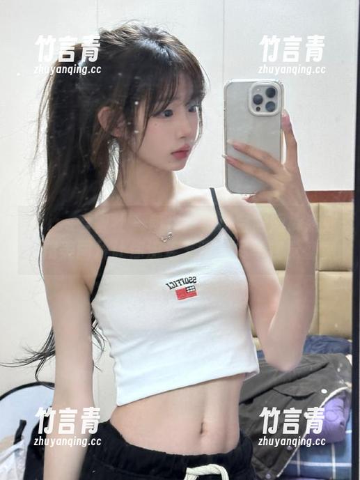IMiss爱蜜社 - 向你推荐小宝酱短裤系列，精美图片让你流连忘返，尽享视觉盛宴