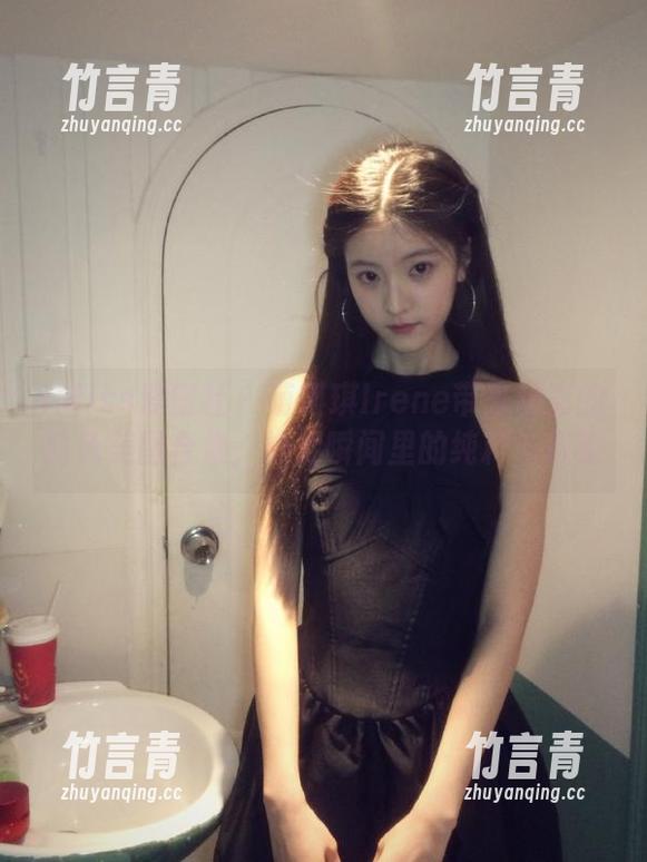 IMiss爱蜜社 - 萌琪琪Irene带来精彩的白色美图合集，捕捉瞬间里的纯粹与优雅