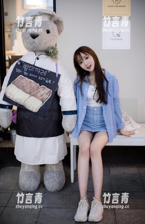 MFStar模范学院 - 在奈美nana的浴缸世界中，分享她独特的写真集魅力与灵感