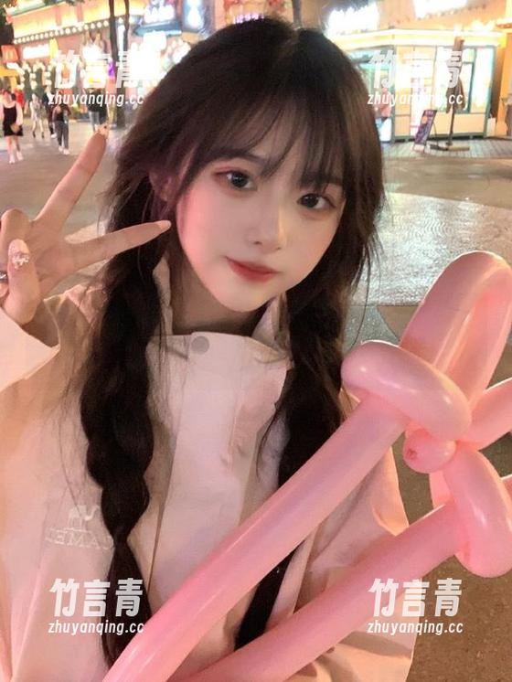 MFStar模范学院 - 想看小果冻儿的礼服写真？来这里，原图等你来欣赏！