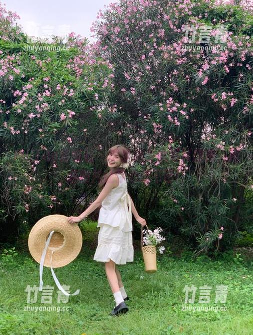MiiTao蜜桃社-李梦婷 MiiTao蜜桃社 - 李梦婷少女写真图库,精选图片让你心动不已!