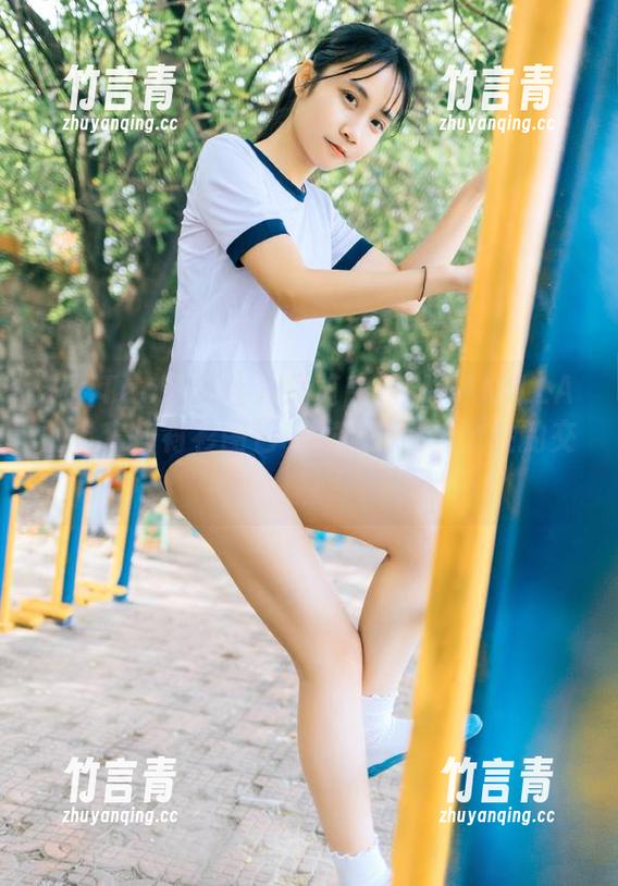 MiiTao蜜桃社 - 尽览韵莉娜VANILLA的全套白衬衫图包，演绎时尚与个性的交融