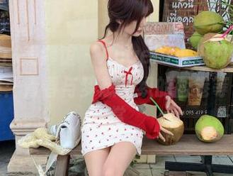 MyGirl美媛馆 – Angela小热巴教室写真图集：青春与梦想交织的画卷等你来欣赏