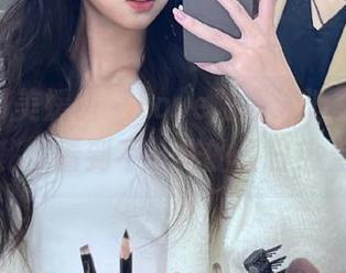 MyGirl美媛馆 – Love陆瓷泳池写真大揭秘，看到不一样的夏日热点