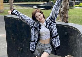 MyGirl美媛馆 – 芝芝Booty带你体验瑜伽之道，唯美写真合集心灵与身体的交融