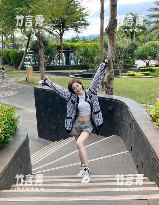 MyGirl美媛馆 - 芝芝Booty带你体验瑜伽之道，唯美写真合集心灵与身体的交融