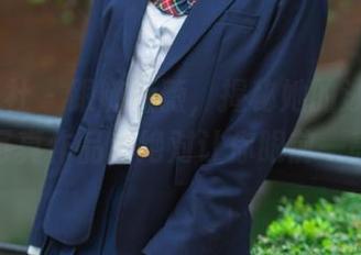 SSA丝社 – 跟随薇薇，揭秘她的泳池福利写真作品，绝对让你眼前一亮