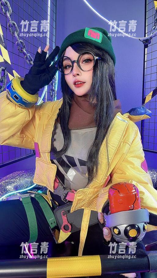 SayoMomo 抓住夏日的尾巴:SayoMomo水手服写真带你畅游在美图海洋