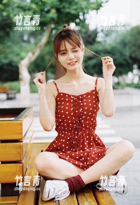TGOD推女神 - 观看梁晶莹泳装写真合集，感受温暖季节带来的欢愉！