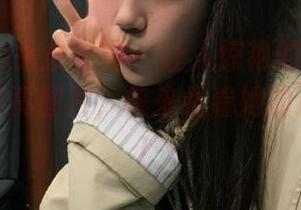 TouTiao头条女神 – 让人惊艳的最新刘瑾希姐姐写真图片，快来看看她的迷人瞬间！