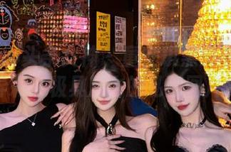 TouTiao头条女神 – 童安琪黑皮衣写真大放异彩，极具魅力的私房图片赏析