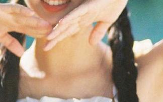 TouTiao头条女神 – 美会子的教室免费提供的照片，让你在平凡中探寻不凡，感受到艺术与生活的紧密结合！