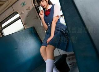 UGirls尤果网 – 不可思议的Sukki可儿蕾丝写真：高清画质下的绝美诱惑，速来围观！