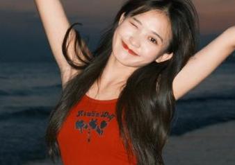 UGirls尤果网 – 最新精致图片，带你走进于梓馨的套装世界，尽享时尚视觉盛宴！