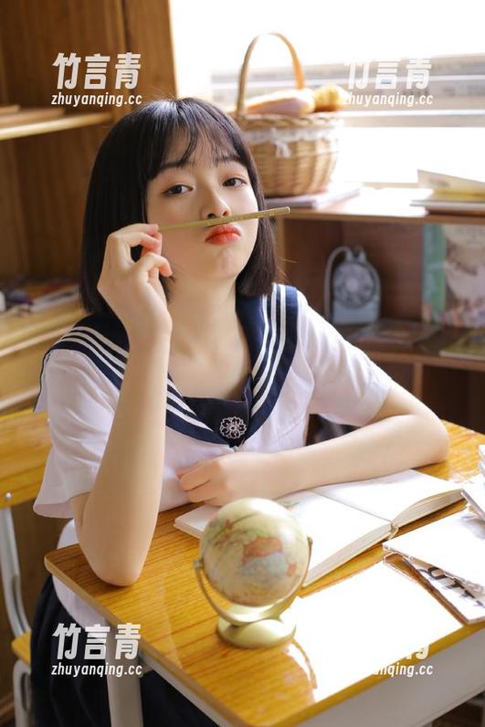 UGirls尤果网-易阳 UGirls尤果网 - 发掘“易阳学姐”无圣光图集:细腻之美尽在其中