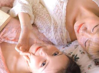 UGirls尤果网 – 优雅与时尚交织，李唯一眼镜写真精选图片分享在线欣赏