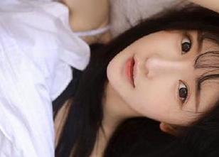 UGirls尤果网 – 王语纯最新皮衣写真分享，展现优雅与酷炫的完美结合