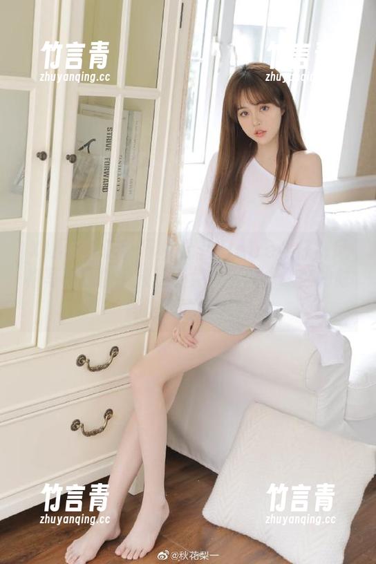 XIAOYU语画界 - 允儿Claire牛仔裤风格写真原图大放送，免费下载，让你的时尚之路更精彩！