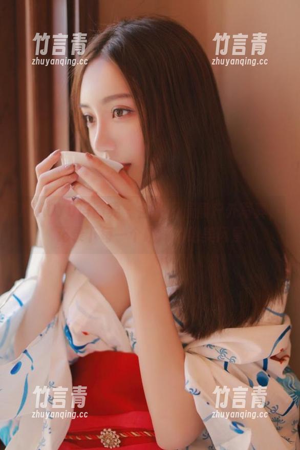XIAOYU语画界 - 全套杨晨晨户外写真，记录下每一个瞬间的绝美风景