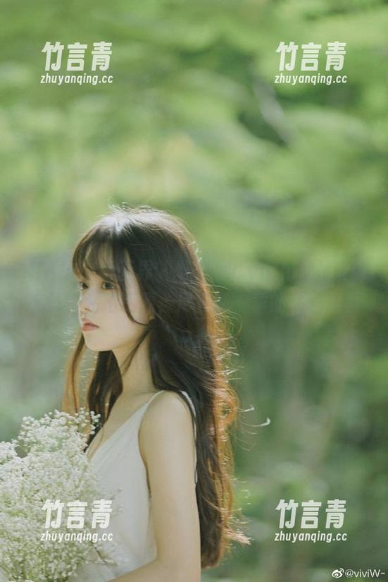 XIAOYU语画界 - 杨紫嫣Cynthia女友独特风格私拍资源，尽在新一季的精彩写真