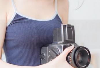 XIAOYU语画界 – 细腻毛衣与顾乔楠的写真美图，呈现温暖时光的优雅