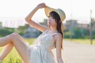 XINGYAN星颜社 – 探索可蕊娜学姐的写真作品集：每一张原图都诉说着故事