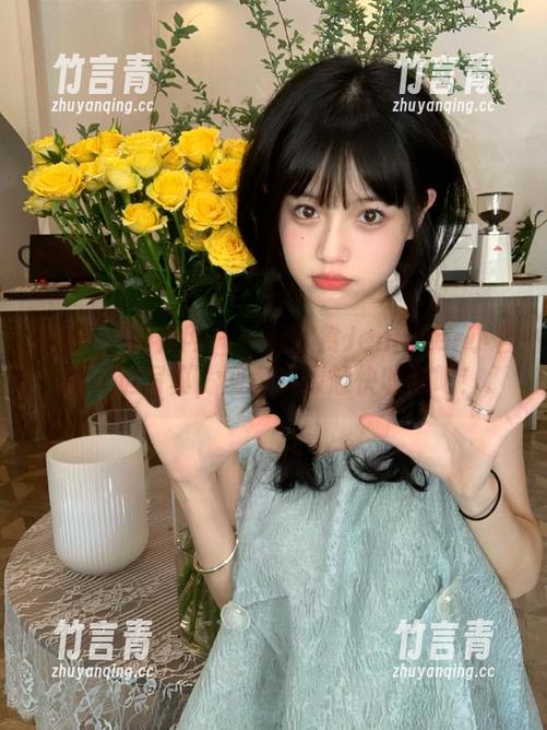 Xiuren秀人网 - 一起欣赏Jennifer小若的海边写真，网盘资源赶快收藏吧！