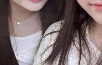 Xiuren秀人网 – 超炫丽的lingyu69比基尼美图，带你领略不一样的海滩风情照片！