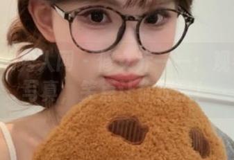 Xiuren秀人网 – 修女乔一一：观看她的写真，笑点让你惊呆！