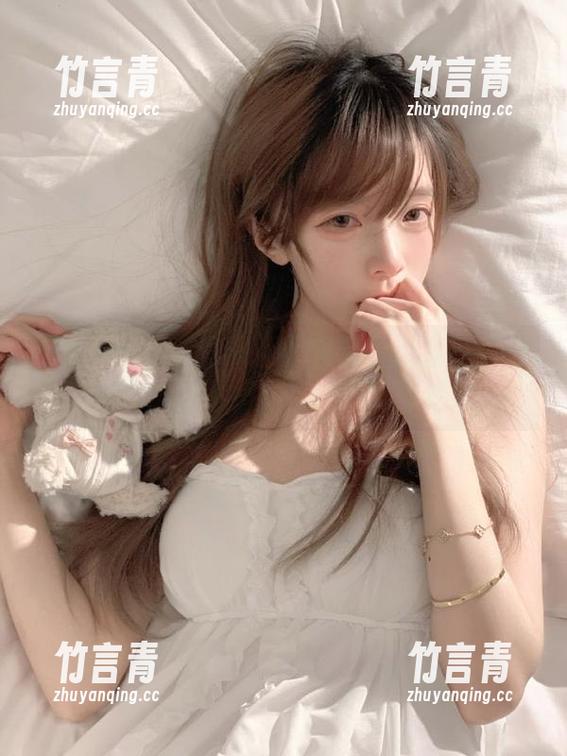 Xiuren秀人网-小嘉敏 Xiuren秀人网 - 万众瞩目的小嘉敏泳池写真:套图里藏着她的夏日梦!