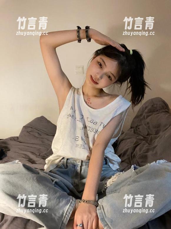 Xiuren秀人网 - 运动中的小樱koko：无圣光写真展现灵动与活力