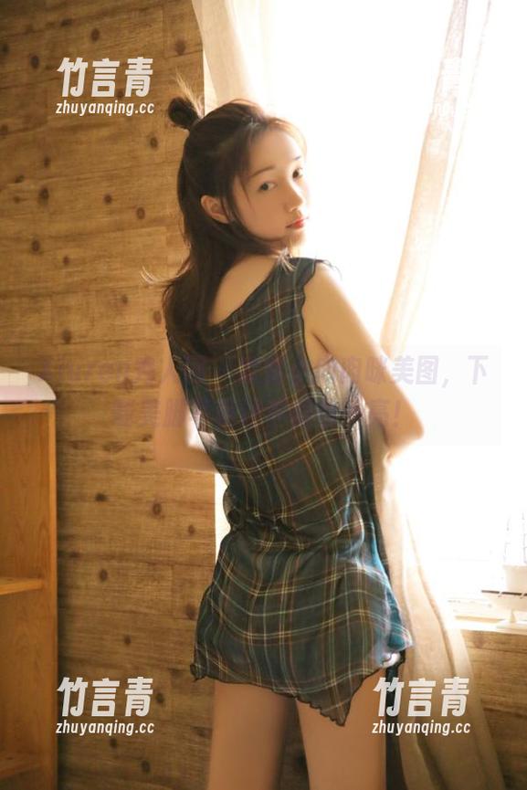 Xiuren秀人网 - 欣赏小肉肉咪美图，下载美脚写真让你眼前一亮！