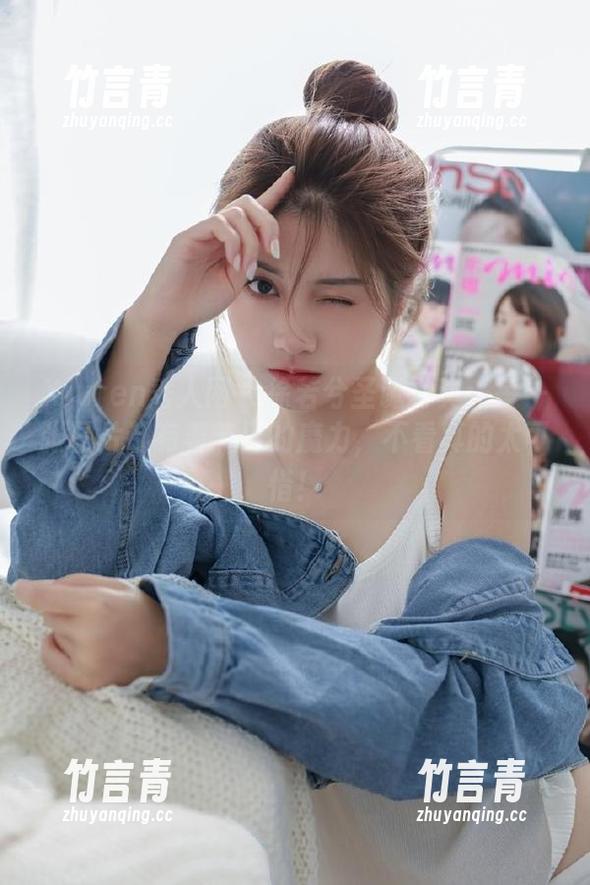 Xiuren秀人网-徐若兮 Xiuren秀人网 - 徐若兮圣诞写真:每一张图片都有着节日的魔力,不看真的太可惜!