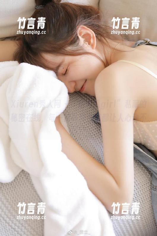 Xiuren秀人网 - “拍黄瓜girl”私藏的秘密在线，每一部写真合集都让人心动不已！