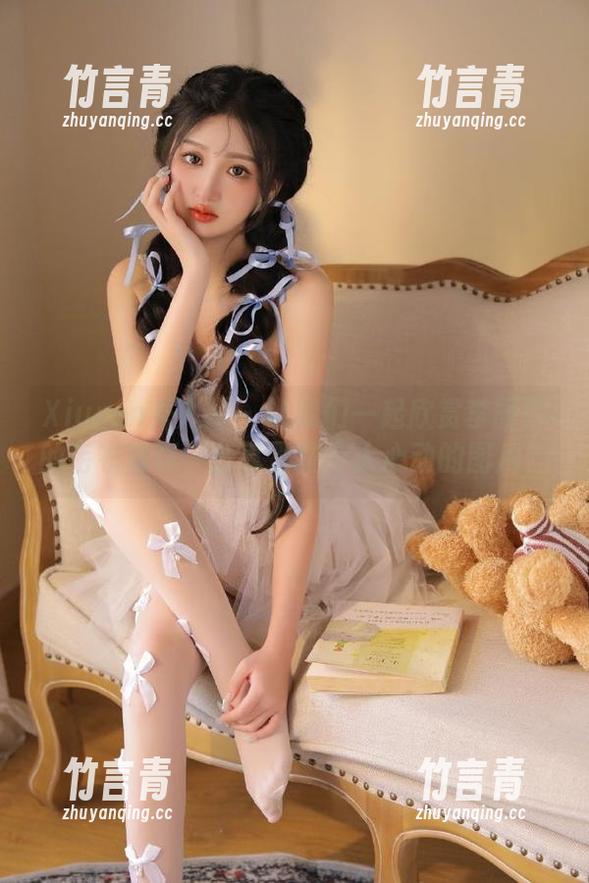 Xiuren秀人网 - 让我们一起欣赏李丽莎的毛衣写真，分享那些令人心动的图片！