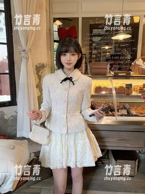 Xiuren秀人网 - 快来下载桃桃子居家写真全套，感受她那份独特的悠闲气息！