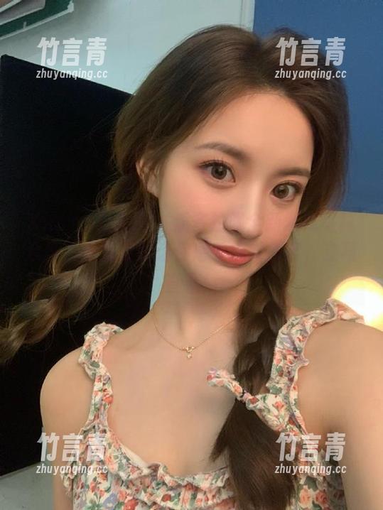 Xiuren秀人网 - 潘多拉哦全新网袜写真合集，高清原图让你感受视觉盛宴，立马查看！