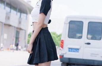 Xiuren秀人网 – 盼盼龙女sunny最新礼服作品集，梦幻与优雅的完美结合