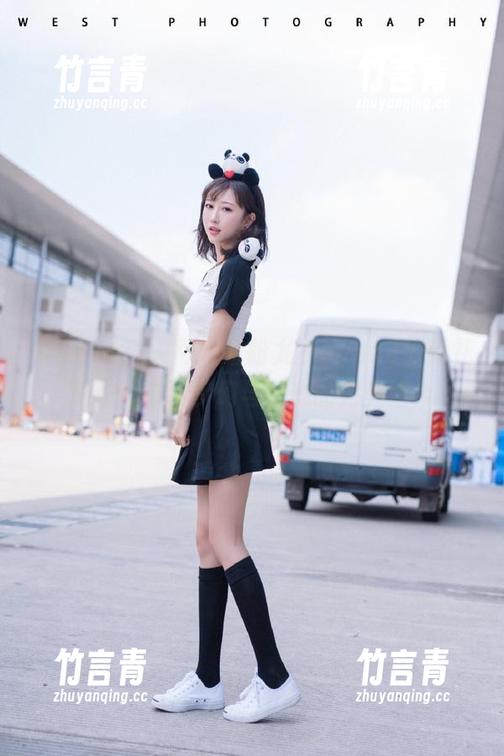 Xiuren秀人网 - 盼盼龙女sunny最新礼服作品集，梦幻与优雅的完美结合