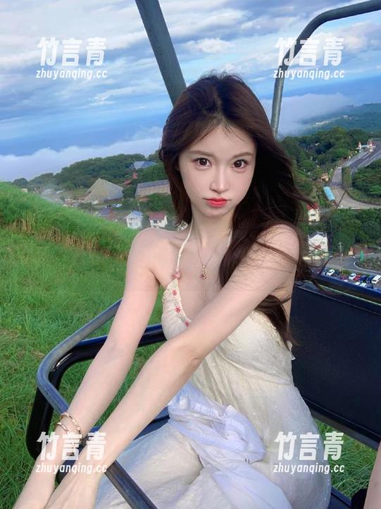 Xiuren秀人网 - 私房短裤写真欣赏：谢芷馨Sindy带来的清新夏日图片