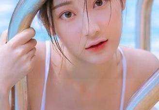 Xiuren秀人网 – 走进趁热拿铁latte的时尚宇宙，连衣裙高清图集闪耀你的视野！